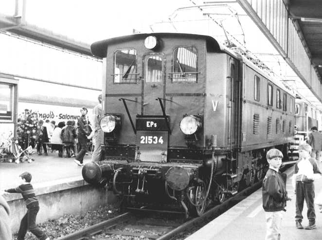  E 52