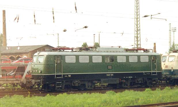  E 40 128