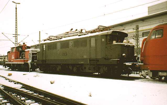  E 44 119