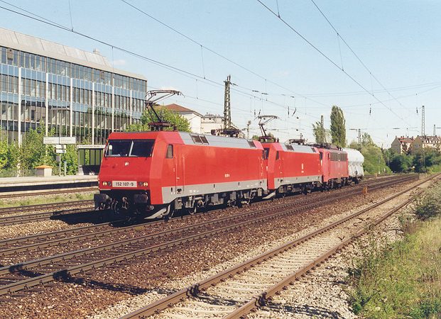 152 107 + 147 vor 140 875
