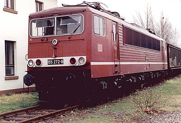  155 272