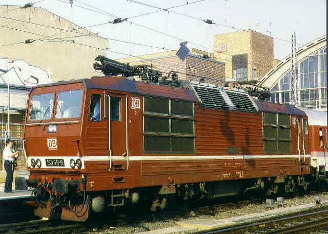  180 011