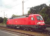  182 004